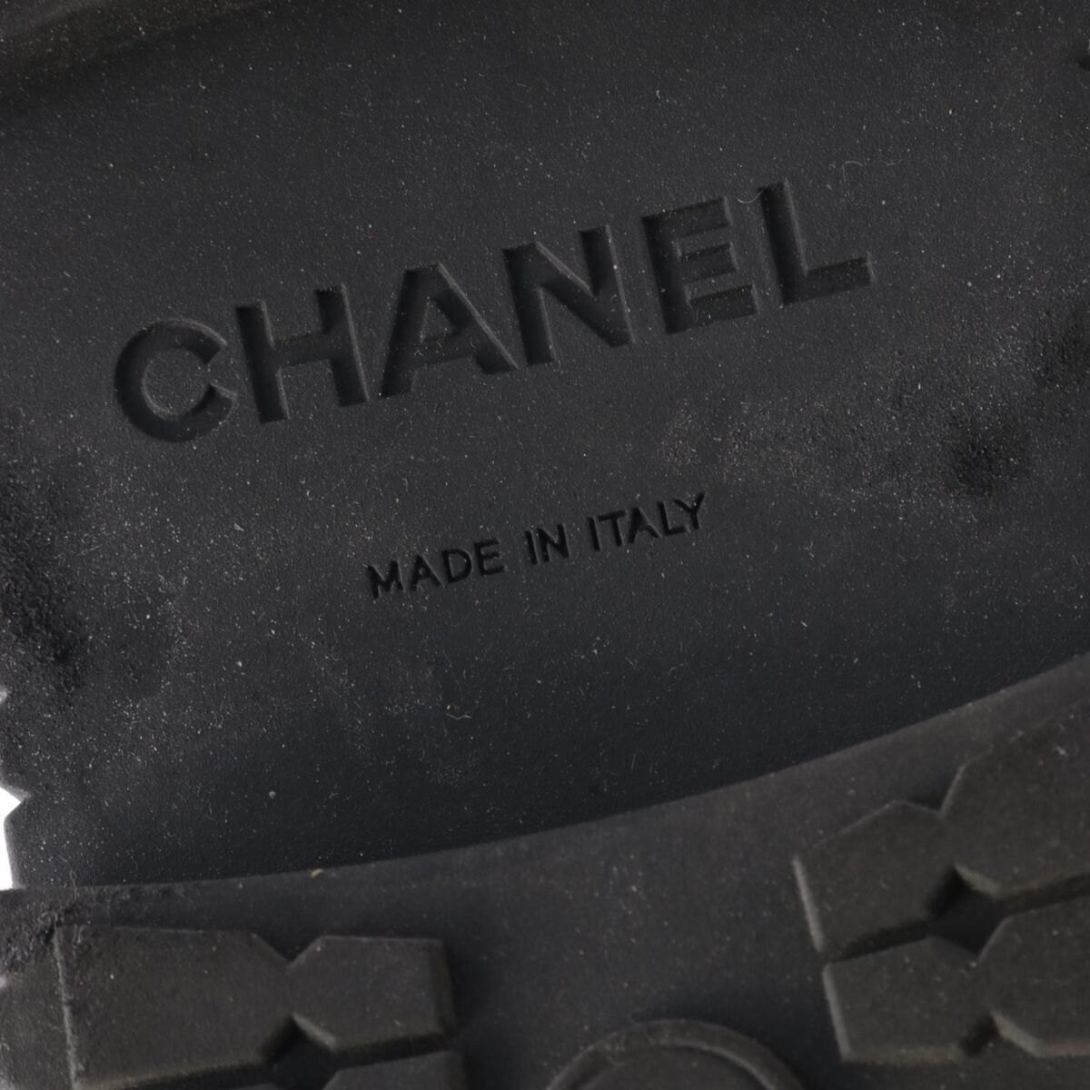CHANEL Matelasse short lace-up boots #36C G37813 Suede Boa CHANEL Matelasse short lace-up boots #36C G37813 Suede Boa
