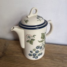 Vintage Wedgwood Bramble Ceramic Coffee Tea Pot Jug - 3 Pint Capacity 23x11.5cm