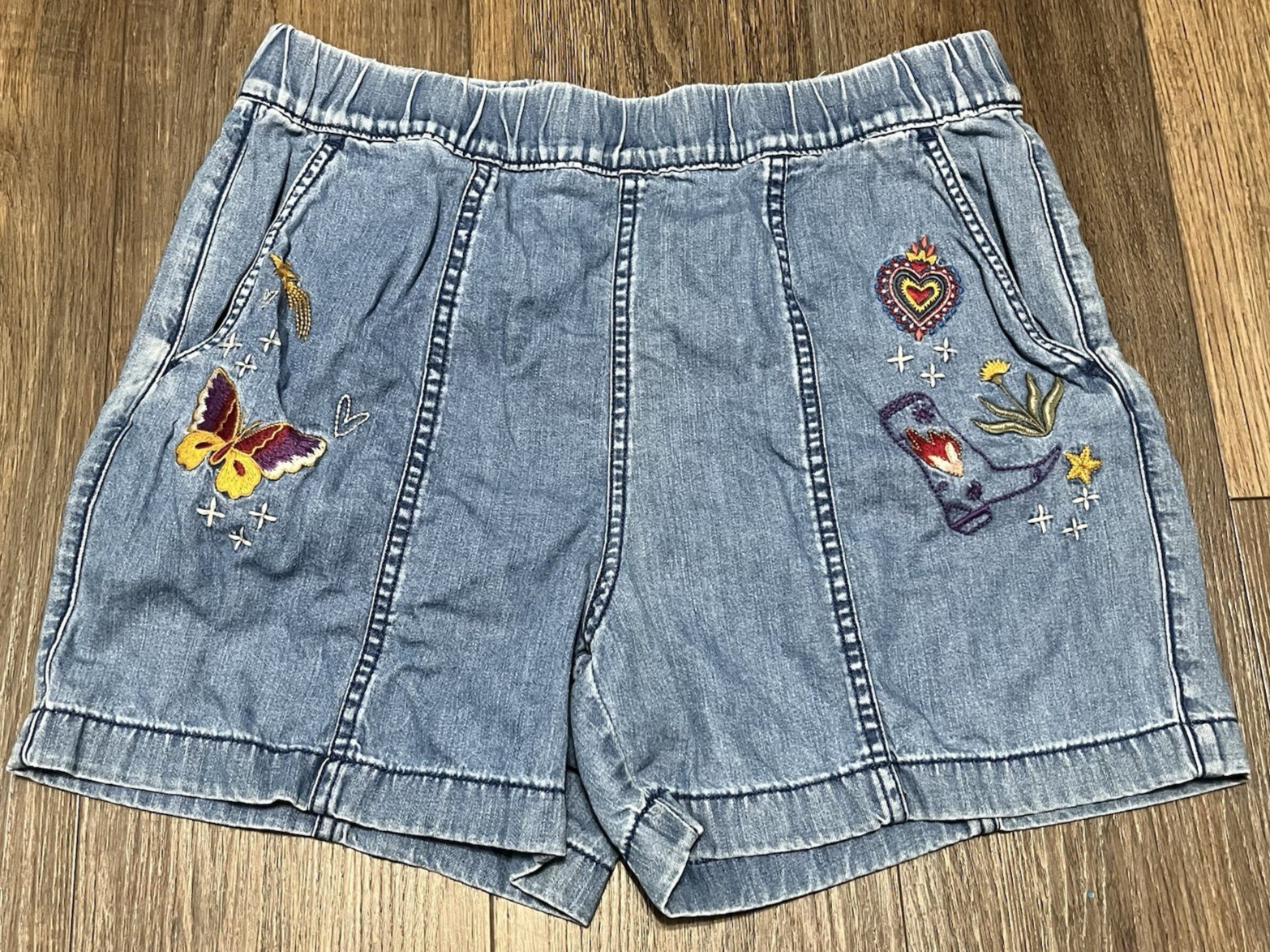 Johnny Was Monroe Embroidered Denim Pull On Shorts Women's M Blue Boho Butterfly