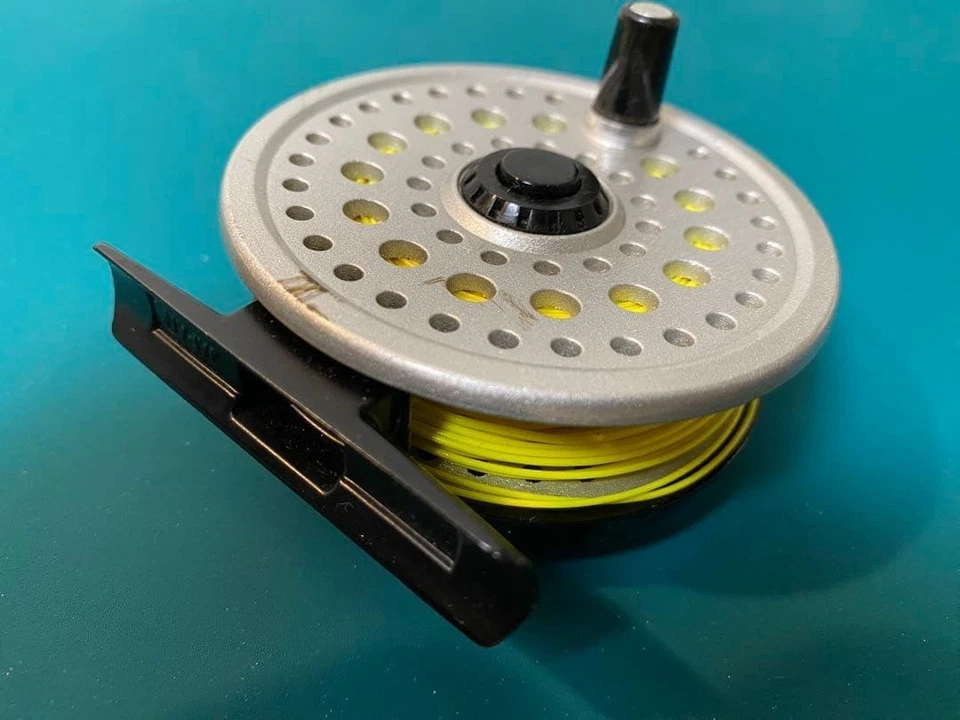 Mulinello a mosca in magnesio super leggero RYOBI 255MG pesca leggera liscia - Immagine 4 di 4