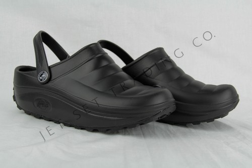anywear point clogs
