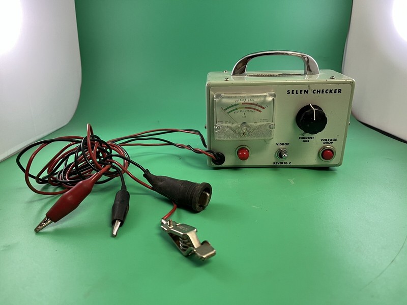 Vintage Okuda Model SE Selen Checker 12V Battery Tester with Test Calbes