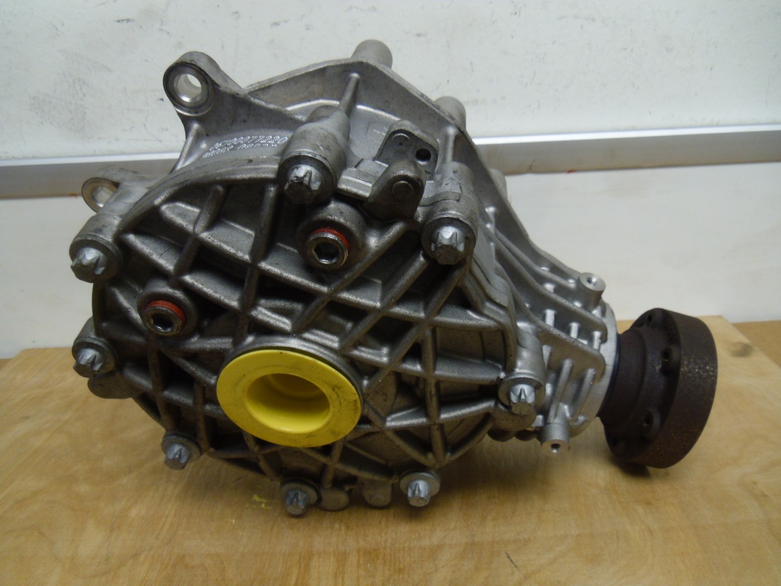 2014 2015 2016 2017  MASERATI GHIBLI FRONT DIFFERENTIAL OEM 06700077220  