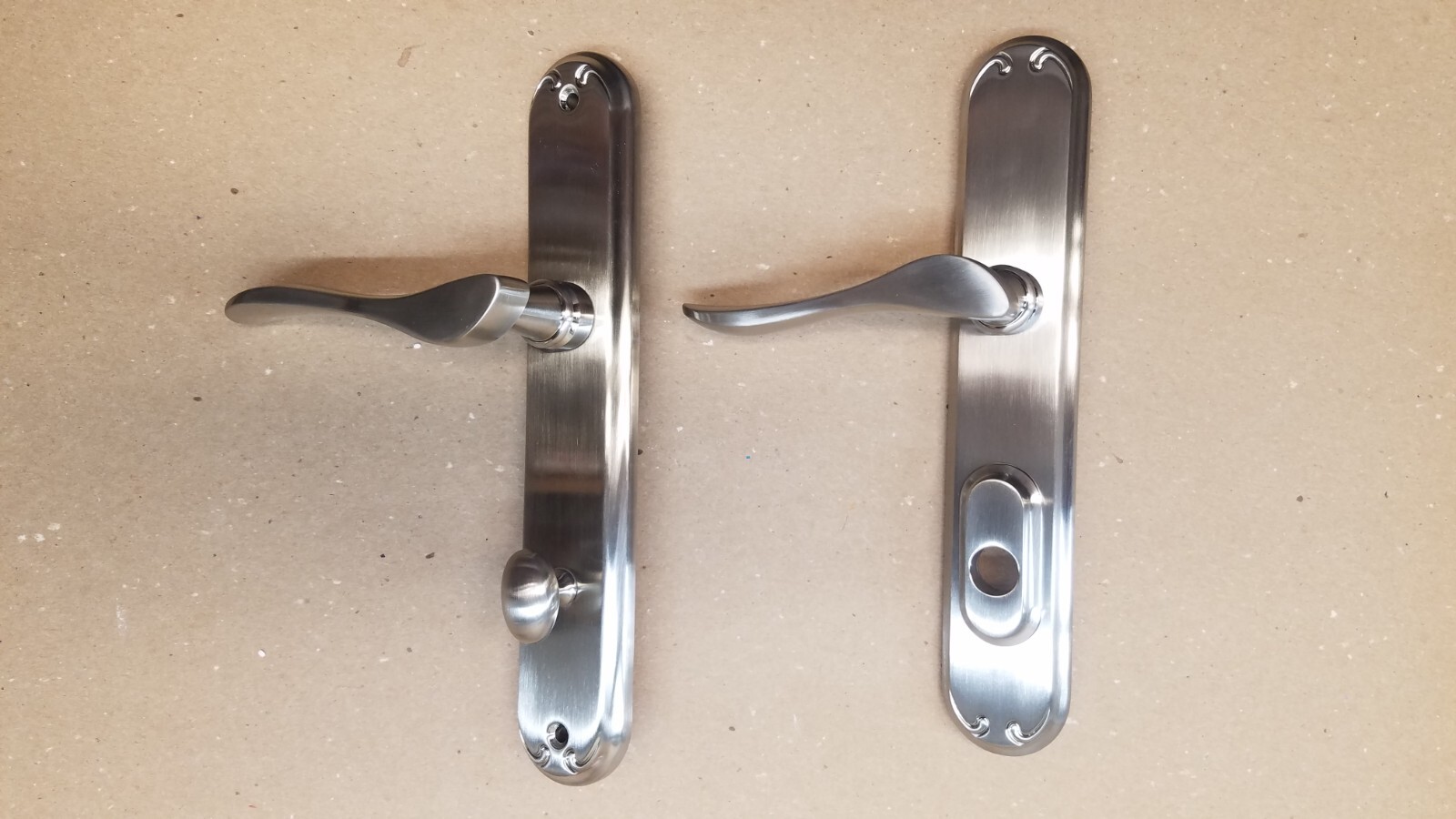 PELLA RIGHT HAND HINGED ACTIVE PEWTER SATIN NICKEL PATIO DOOR HANDLE