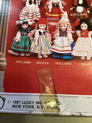 Vintage 1987, Dolls of All Nations, Complete Set Of 12