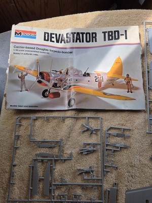 Monogram Douglas Devastator TBD-1 Airplane Kit w/ Decals, 1974 7575