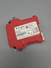 Allen Bradley Guardmaster Safety Relay 440R-N23131 Ser C