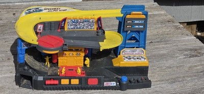 NASCAR Adventure Force Speedway Pit Stop Play Set Working Lights N Sound