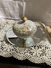 T&V Tressemanes & Vogt Limoges Hand-Painted Porcelain Trinket Box Antique France