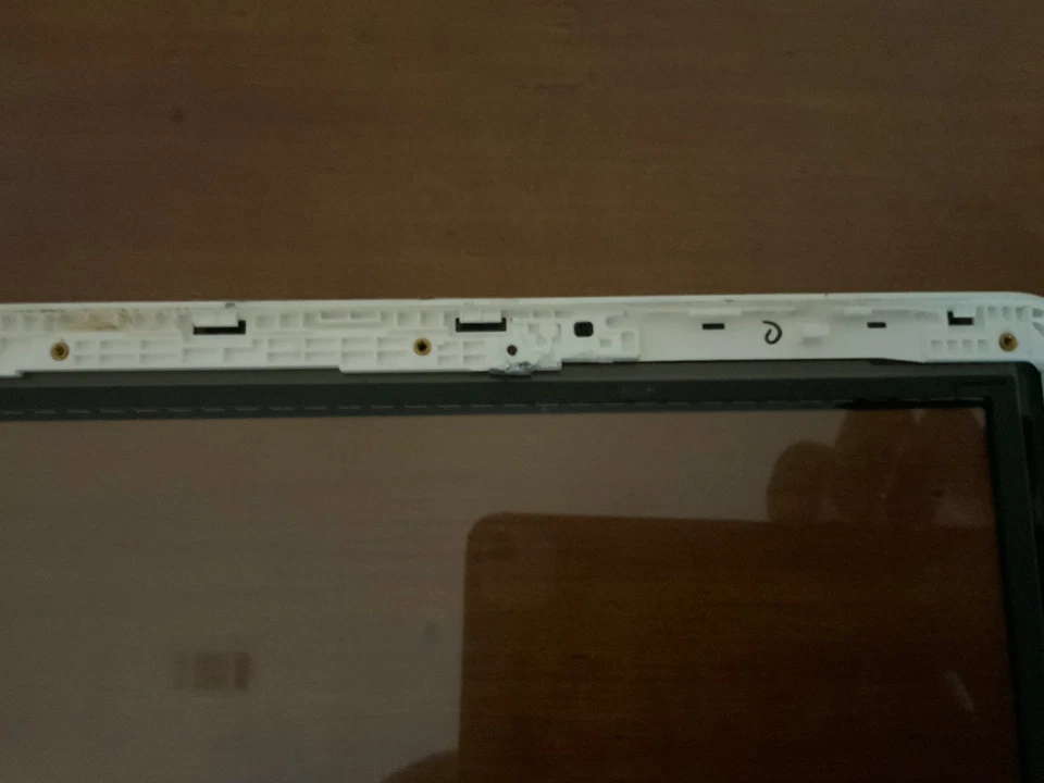 Digitalizador Samsung Galaxy View 18,4” SM-T670 Foto 4 de 4