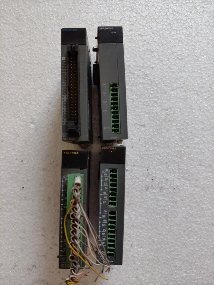 LS ELECTRIC MODULE XBE-DC32A, XBE-TN16A, XBE-TN16A, XBF-DV04A LOT OF 4 PCS - Image 2 of 4