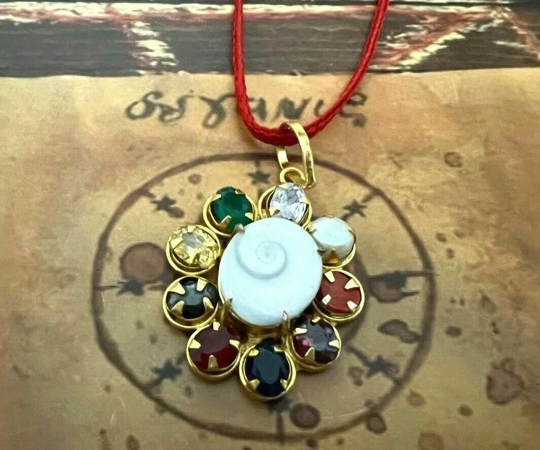 Occult Wolf Pendant – Rapid Fortune, Lottery Wins & Riches Magnet