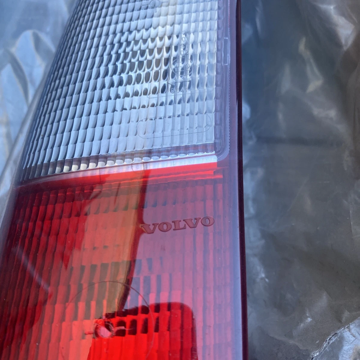 Volvo v70 rear light cheap cluster