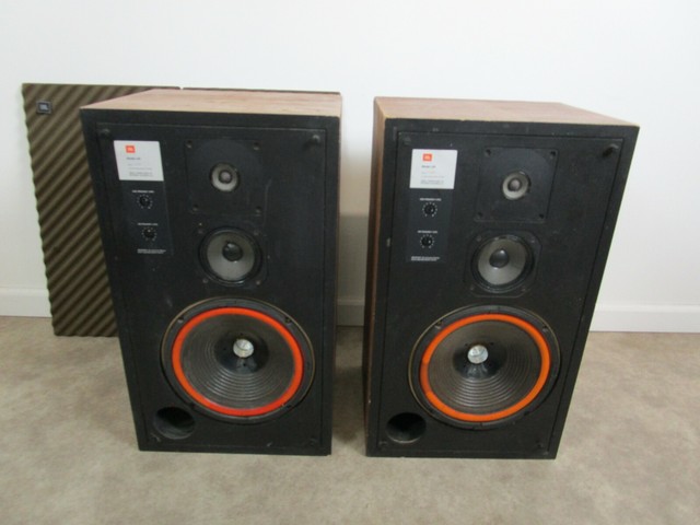dynaudio floor speakers