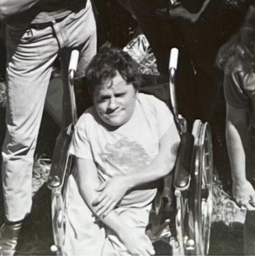 MARK GASH and the CAL ARTS 1982 Graduation CLASS Group PHOTO in CalArts FOLDER - 第 7/24 張圖片