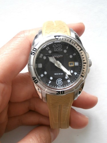 OROLOGIO DONNA VAGARY ACCIAIO E CINTURINO SILICONE WATER RESISTANT 10 AT.  AQ | eBay