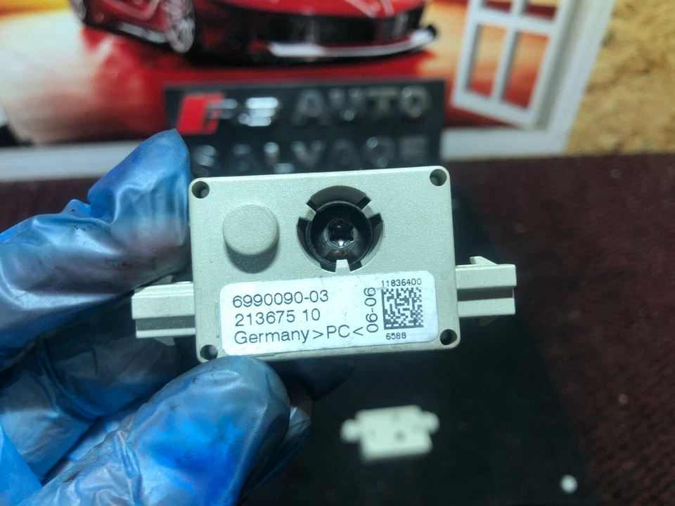 BMW X3 2006 5DR AERIAL ANTENNA AMPLIFIERS TRAP CIRCUITS 6990090 - Image 4 of 4