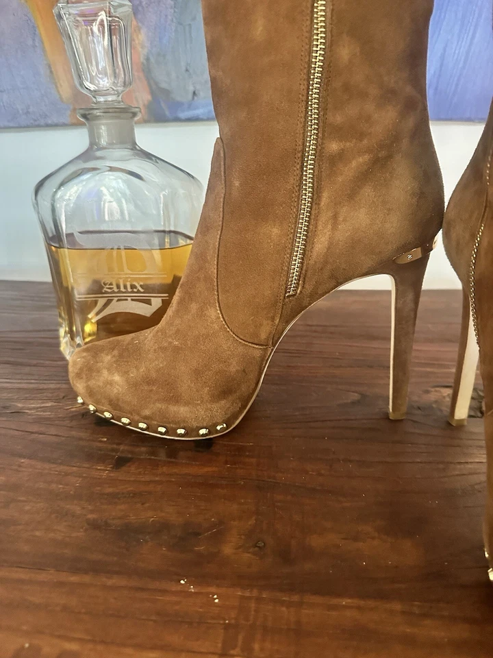 Botas altas para mujer Michael Kors Ailee talla 10 M hasta la rodilla tacón con tachuelas cremallera lateral Foto 3 de 4