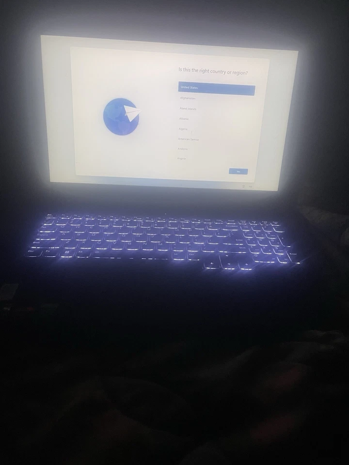 Lenovo IdeaPad Gaming 3 15.6" Ryzen 5 5600H 3.3GHz 8GB RAM 256GB SSD RTX 3050 Ti Foto 2 de 3