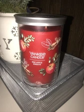 New -Yankee Candle-Red Apple Wreath -Large Jar -20 OZ -2 Wick Candle