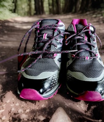 TheNorthFace Damenshuhe Gr. 41.5 Grau/Lila Gore-Tex Wie Neu !