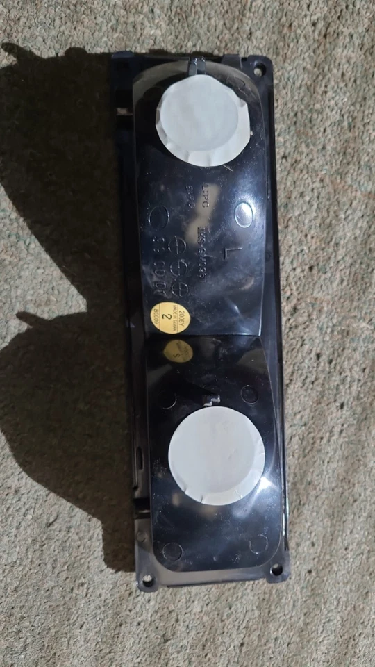 DEPO Left Parking Light Fits 1994-2000 Chevrolet 1994-2002 GMC - Image 3 of 4