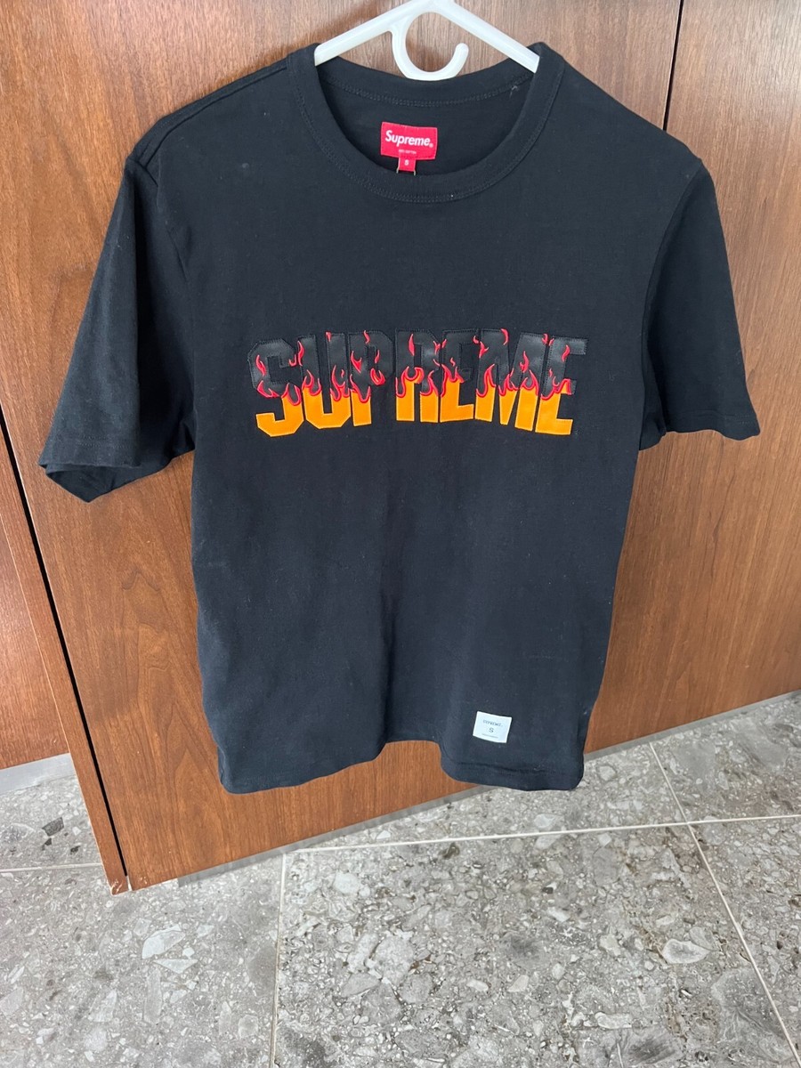 Supreme Men's Embroidered Flames Black / Red / Orange T