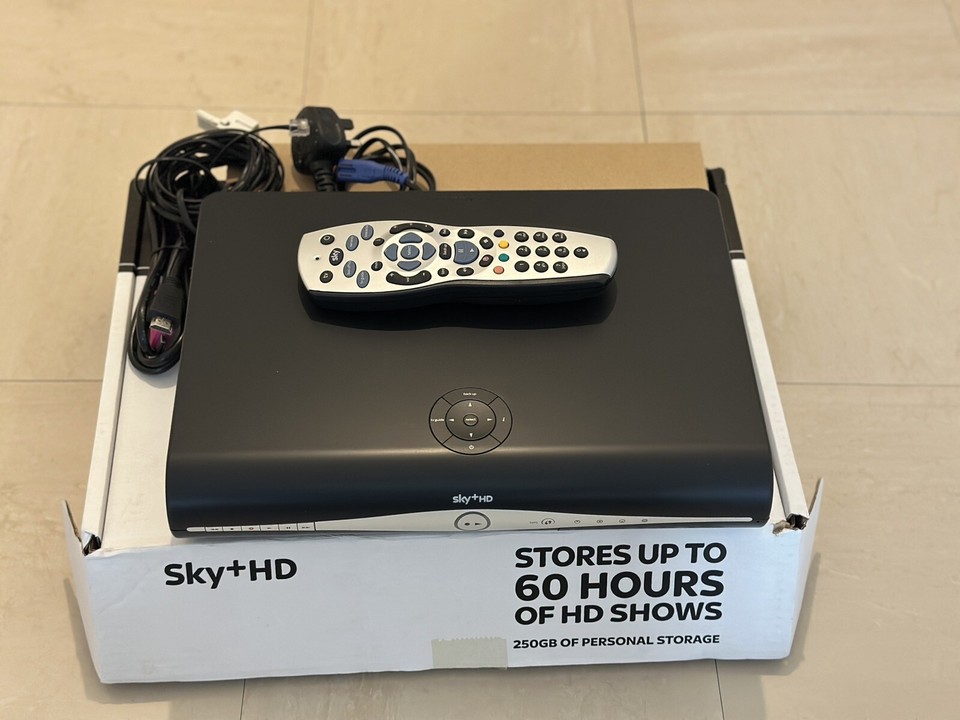 Sky DRX890WL 500BG HD Box Black With Remote, Power Lead and HDMI