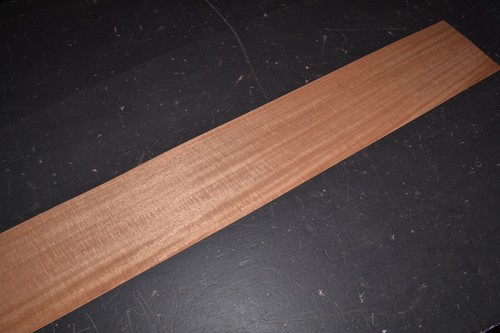 Mahogany Raw Wood Veneer Sheets 6 x 39 inches 1/42nd 6770-42 - Picture 2 of 10