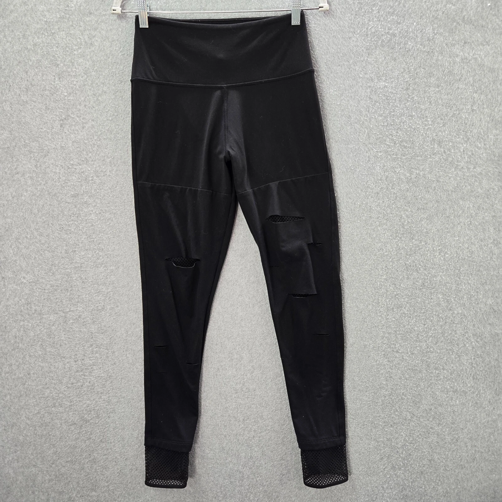 victoria-secret-vs ultimate activewear pants
