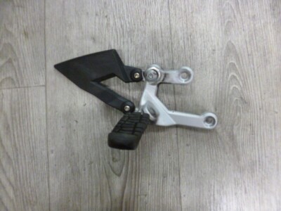 KTM 990 Superduke 2003-2006 Fussrastetrager vorne rechts (Main step hol201226055