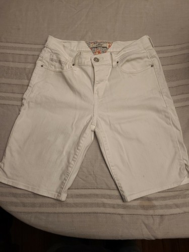 Levis Womens Shorts Wpl-423 Size 4 