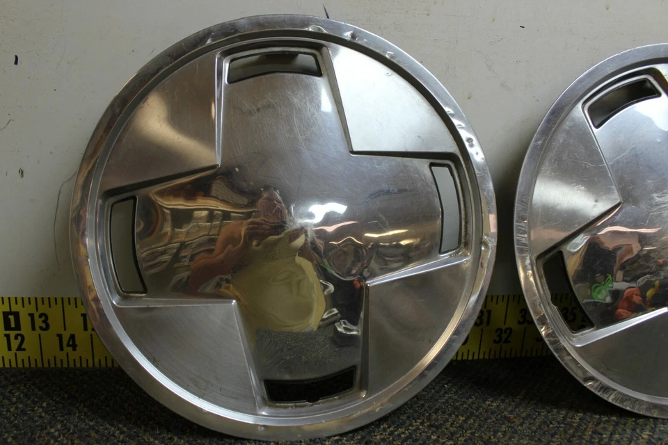 Juego de 3 cubiertas de rueda tapacubos de 13" Plymouth Horizon Dodge Omni (1882) OEM Foto 2 de 4