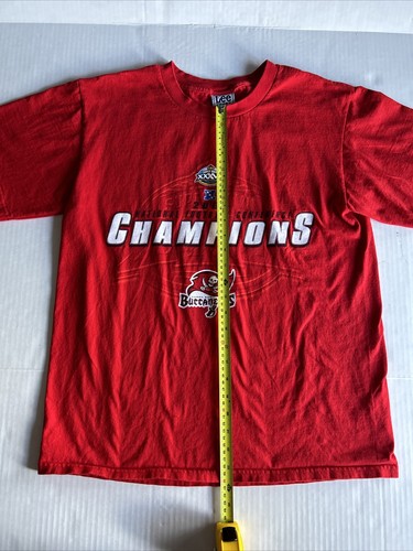 Lee Sport NFC Champions 2002 Tampa Bay Buccaneers T Shirt Red Size Medium Y2K - Picture 3 of 11