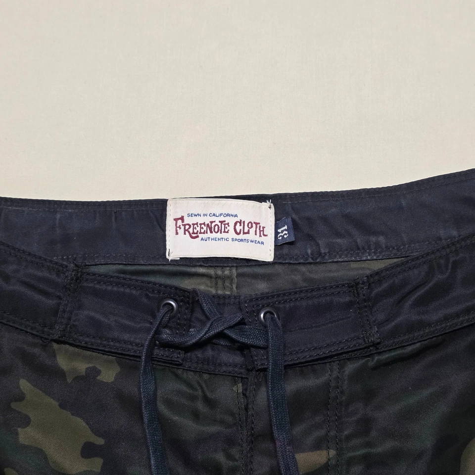 Bañador Freenote de tela para hombre 31 verde camuflaje nailon surf Foto 2 de 4