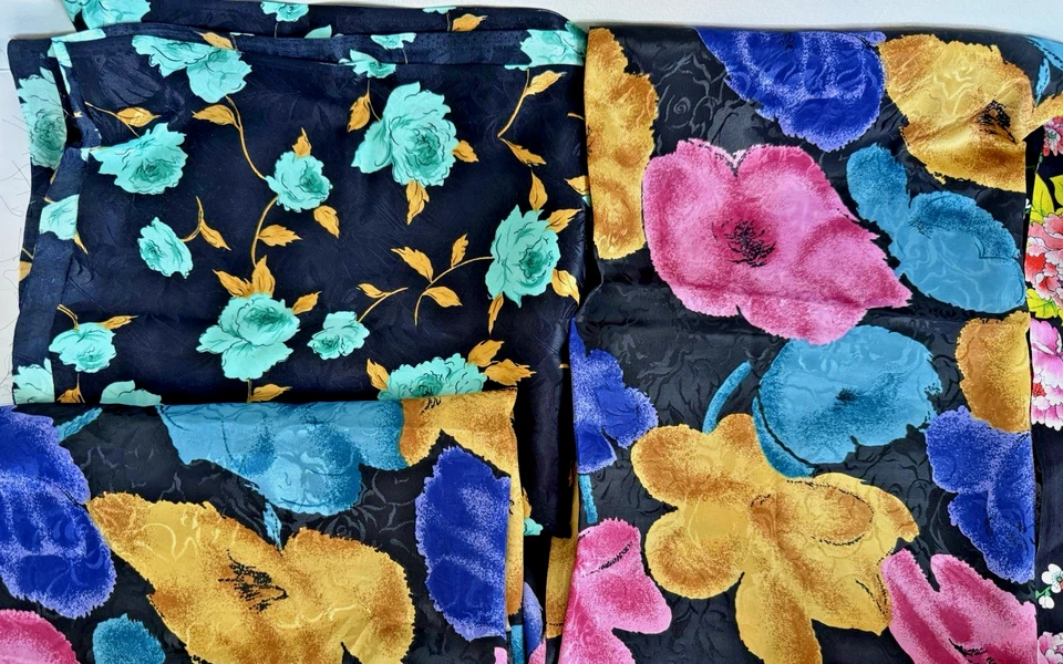 Vtg 80s Satiny Silky Lightweight Dress Fabric Lot of 7 pc 11 +YARDS - Image 3 of 4