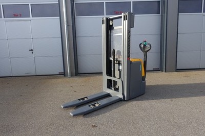 Jungheinrich EJC 212 Triplex Freihub Elektro Hochhubwagen Ameise 1200kg Traglast