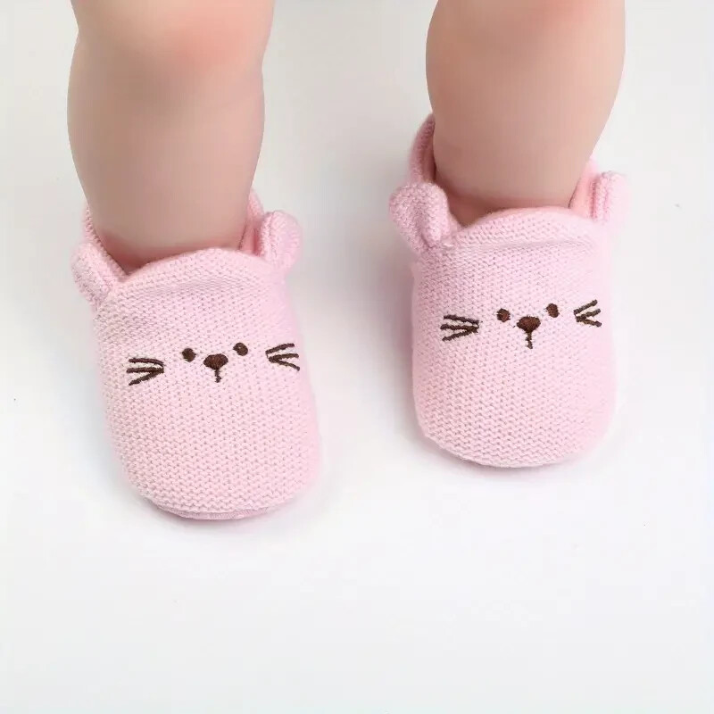 - Soft, Lightweight, Breathable, Anti-skid, Slip Pink