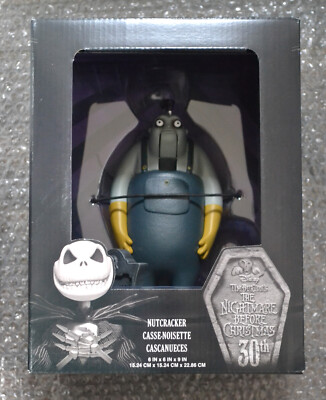 Neu Disney The Nightmare Before Christmas Behemoth Nussknacker