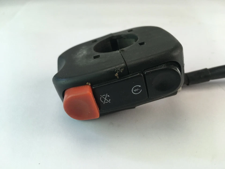 INTERRUPTOR MANO DERECHA KTM LC4 640 ADVENTURE 1998  Foto 4 de 4