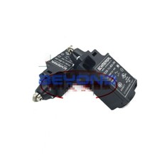 1PC NEW FOR SCHMERSAL Travel limit switch TR 236-11Z-M20-U90