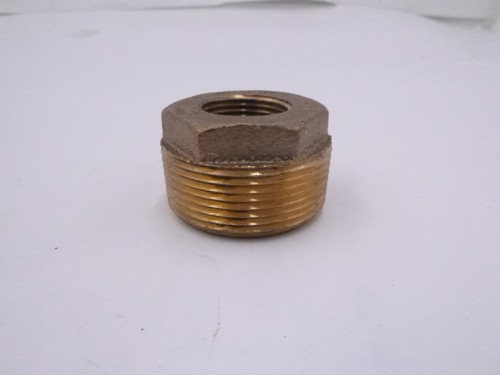 1-1/2" Male NPT x 3/4" Female NPT Brass Hex Reducer Bushing