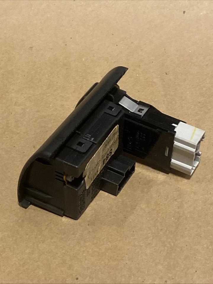 Honda Accord 1998-2000 montado en el tablero reloj digital cupé y sedán con peligro OEM Foto 2 de 4