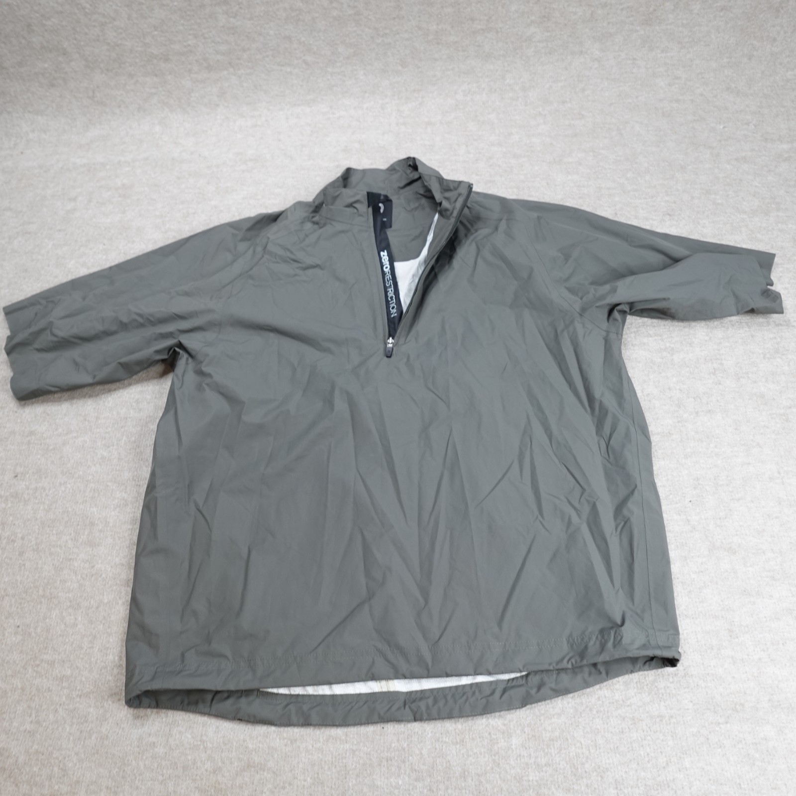 Zero Restriction Tour Series Pullover Large Gray Solid Water Resistant
