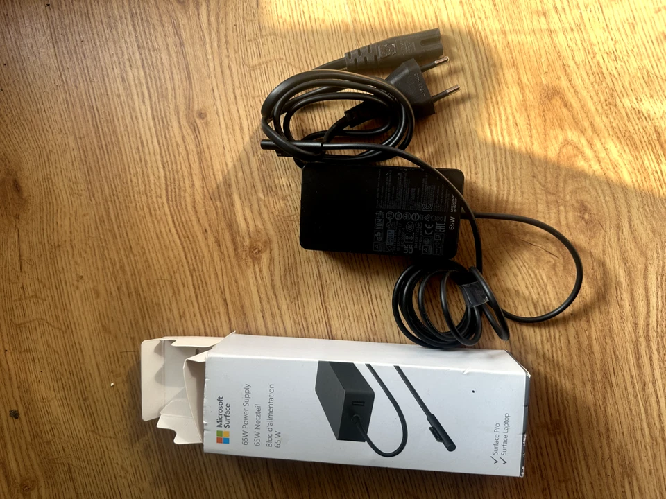 65W WATT NETZTEIL FÜR SURFACE PRO UND SURFACE LAPTOP POWER SUPPLY USB NEUWARE - Bild 3 von 4
