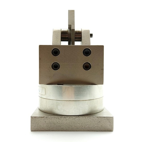Custom Pneumatic Angular Gripper, 2-Finger, 1.5mm Jaw Opening, G1/8", 200PSI - Picture 4 of 7
