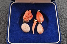 Ciondolo vintage giapponese corallo intagliato 5 oggetti (54,5 ct) certificat...