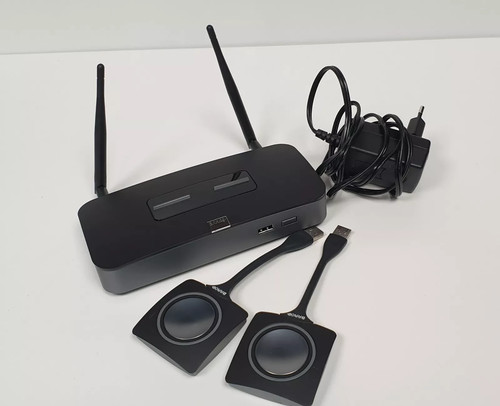 Système De Présentation Et De Visioconférence Sans Fil Avec Bouton De Partage Barco Clickshare Cx 20 Gen2 R9861612eub1
