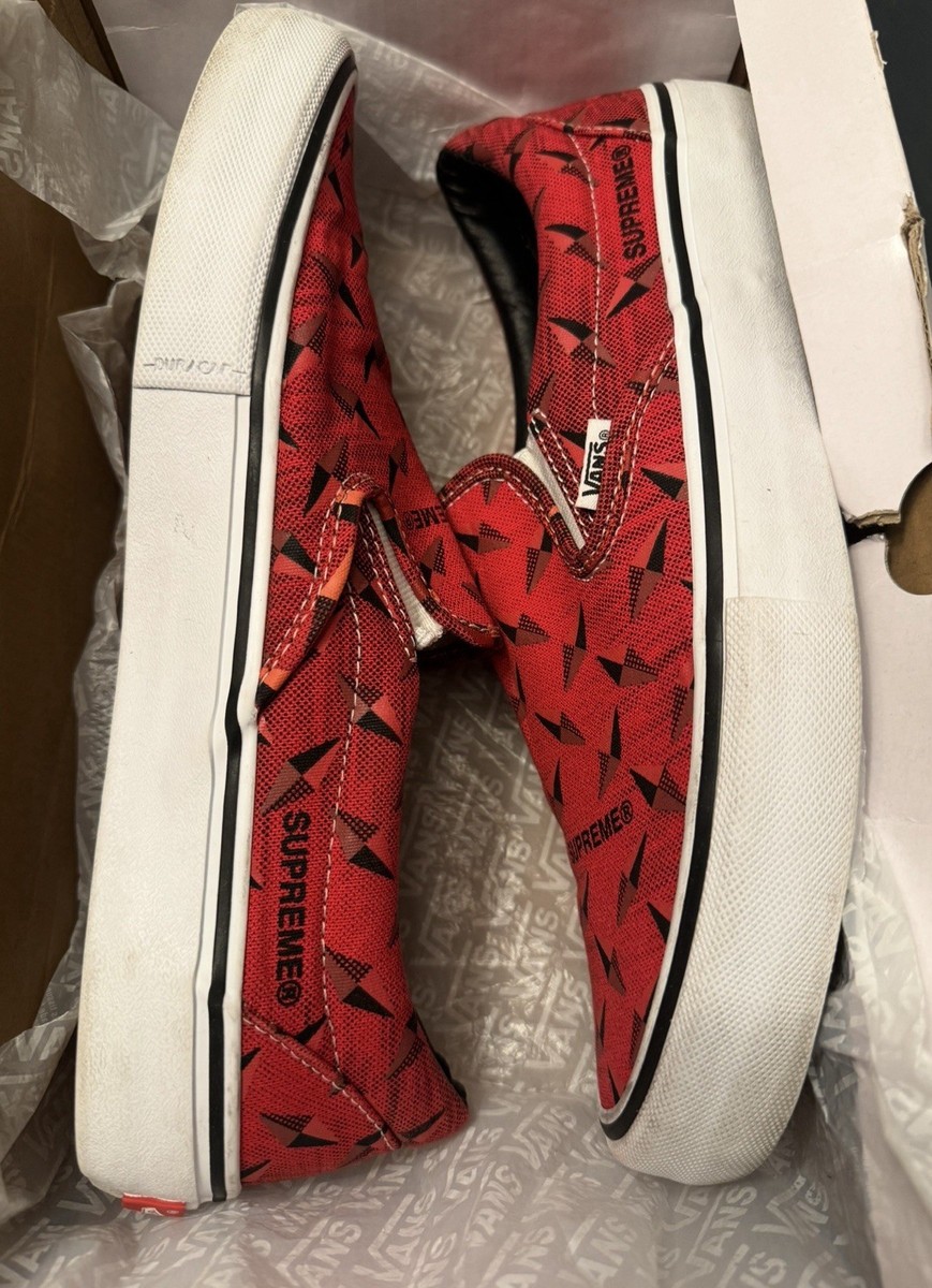 Supreme x Vans Pro Slip On Skate Red / Black Diamond Plated