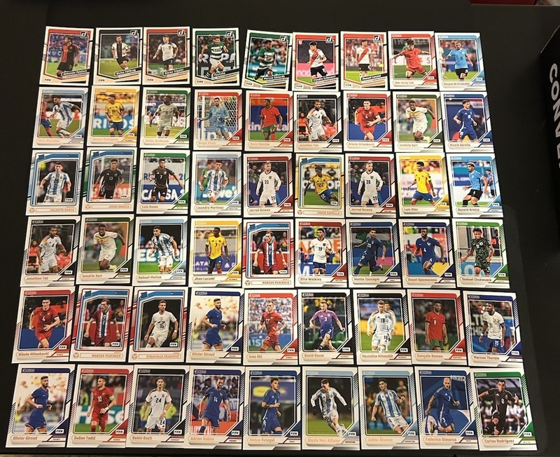 Soccer Card Lot Over 725 FIFA Cards Merlin Select Prizm Optic